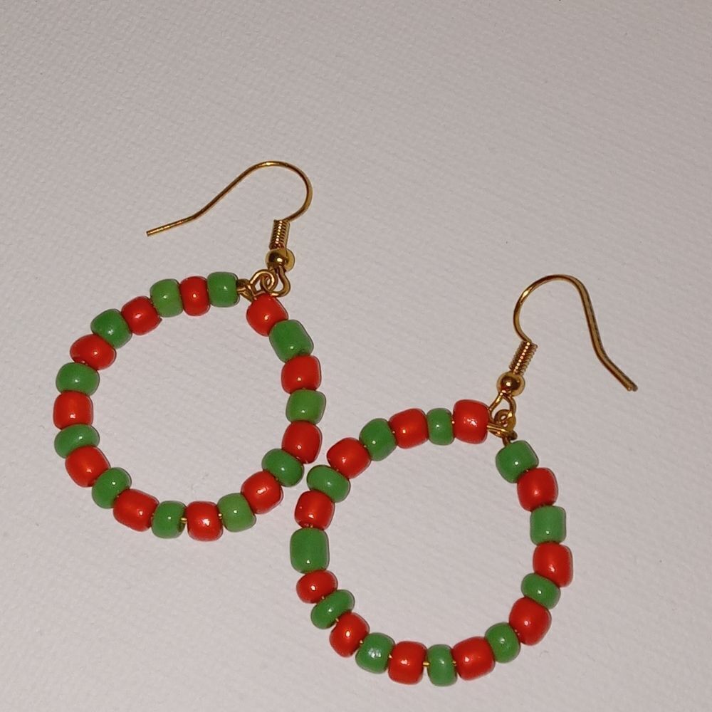 CLEARANCE Red and green beaded circle earrings